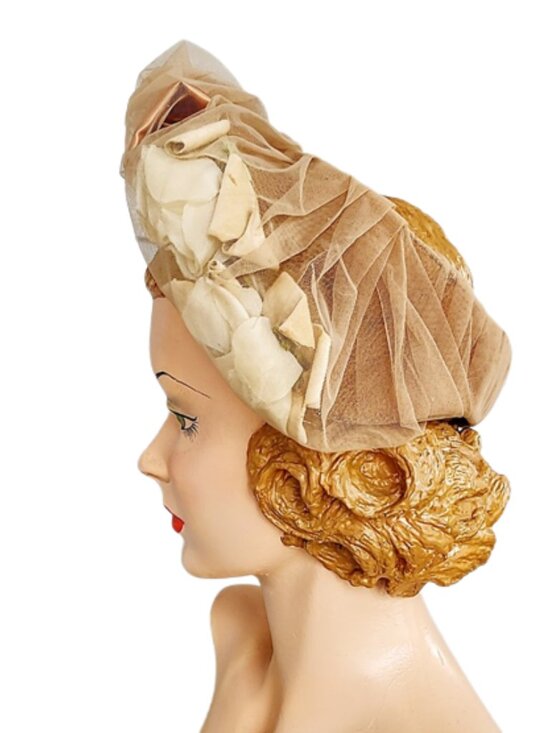 Vintage 1950s Halo Open Crown Hat With Roses And Bows Covered With Tan Netting main image 7